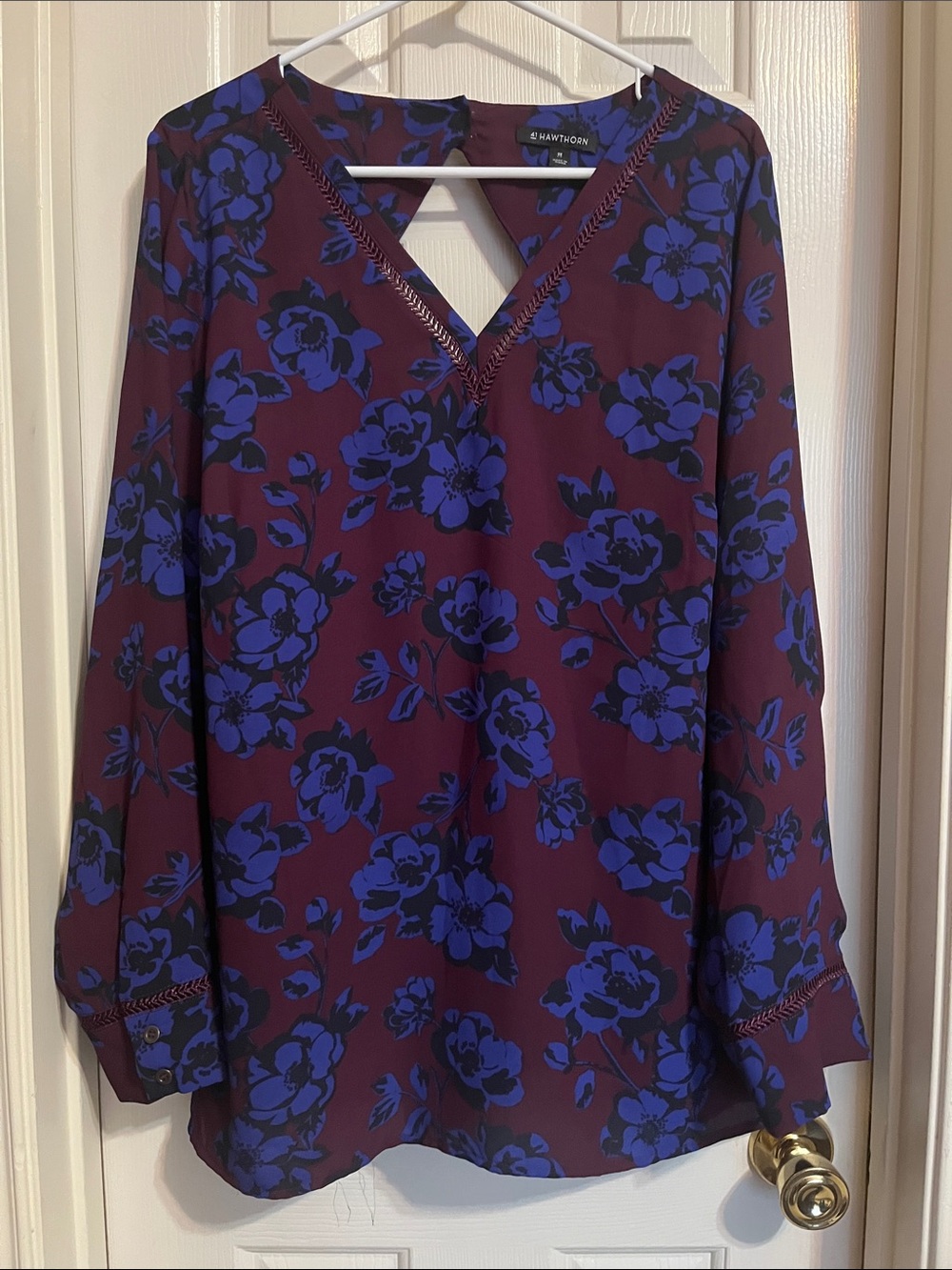 41 Hawthorn 2X Plum Blue Floral V-Neck Long Sleeve Plus Size Blouse - Picture 3 of 9
